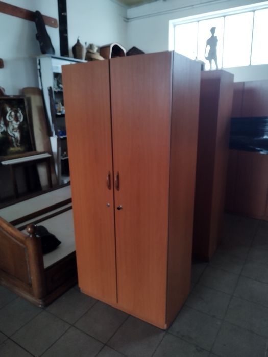 szafa 2 drzwiowa biurowa ubraniowa 80\50