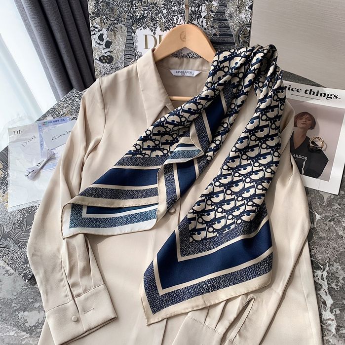 Apaszka Dior nowa granat, 90x90 cm silk