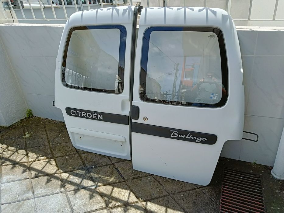 porta trás citroen Berlingo 2004