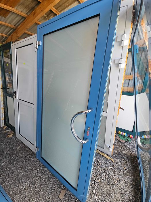 DRZWI Zewnętrzne Aluminiowe Wejściowe Przeszklone 103x210cm 2 sztuki