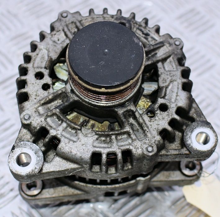 Alternator Land Rover Freelander 2 2.2 TD4