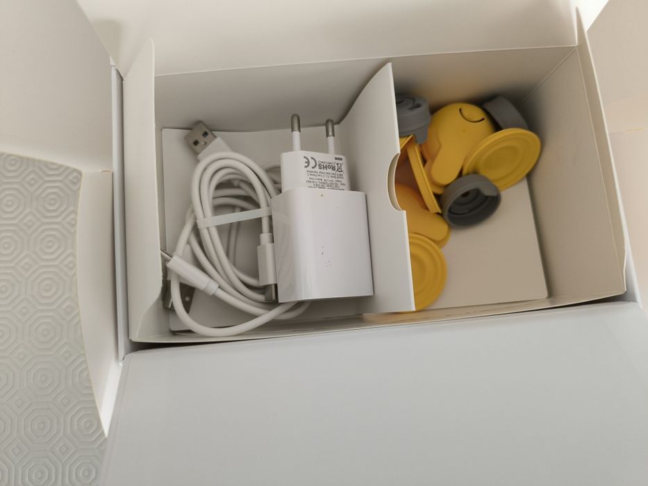 Bomba de Leite Elétrica Medela Hands-Free (Como Nova)
