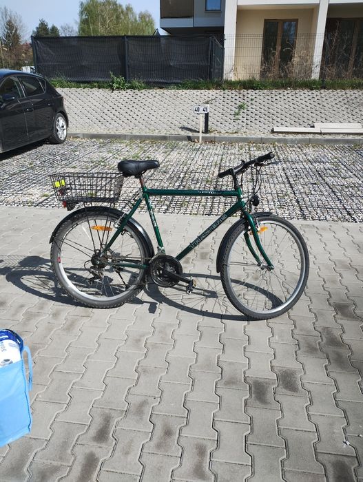 Sprzedam rower jest