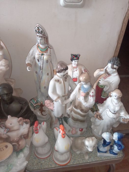 Фигурки статуэтки фарфор