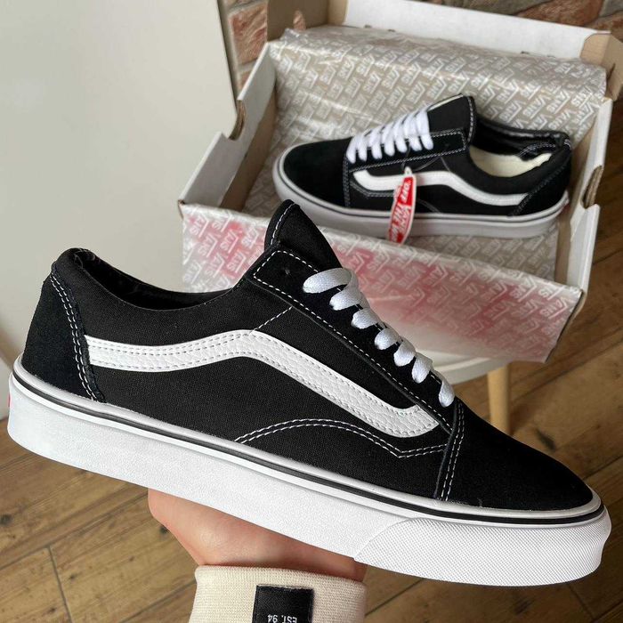 Кеди Vans Old Skool Black White чорні розміри 37 38 41 розпродаж