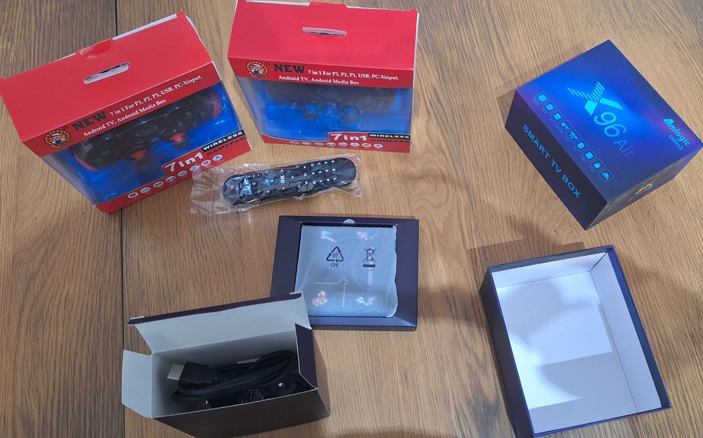 Consola com + de 11000 Jogos Retro64171761773315123