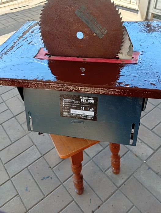 Продам настільну циркулярну пилу.