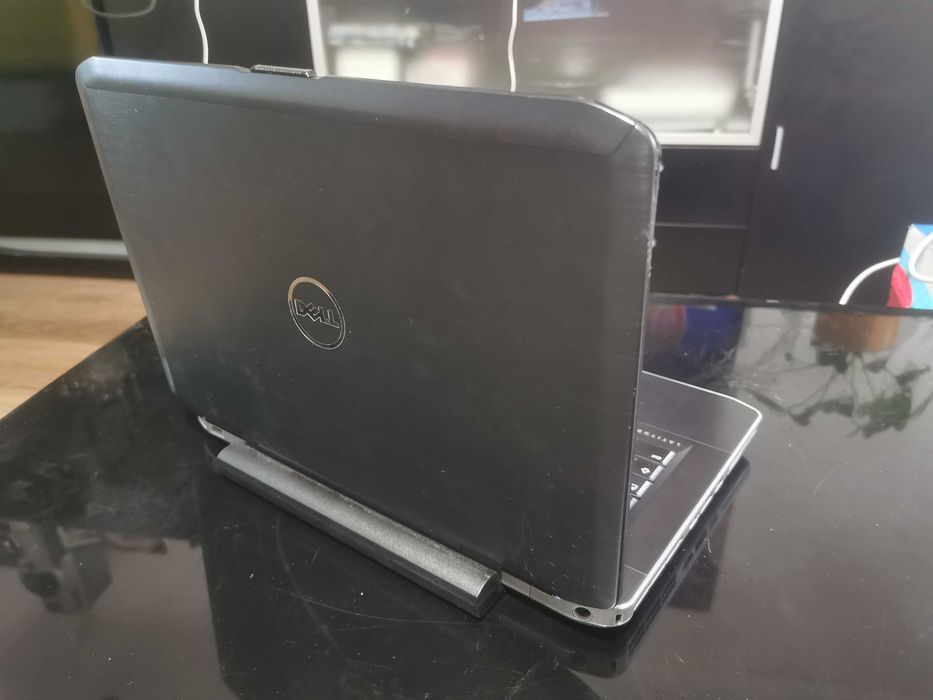 Portátil DELL core i5 8GB SSD Windows 11