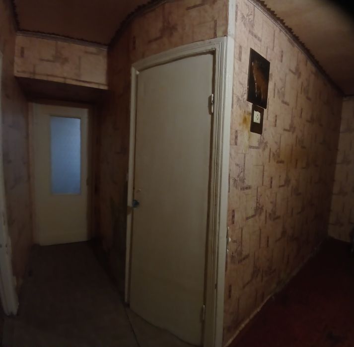 Продам 2 кімнатну квартиру вул.Шевченка будино  4, 3 поверх, Газ.