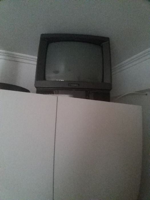 Tv pequena marca cosmel