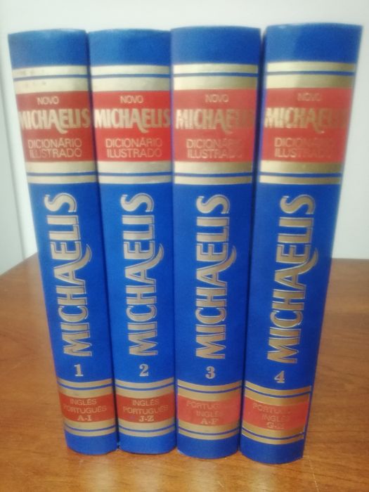 Dicionário Novo Michaelis 4 volumes como novo