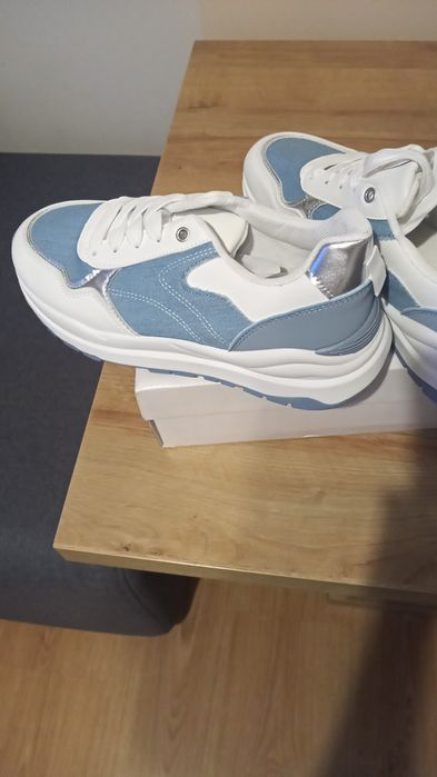 Adidasy biało niebieskie