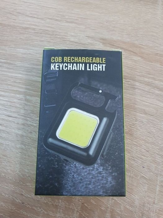 Акумуляторний міні ліхтарик LED 4 режими, карабін, магніт, брелок