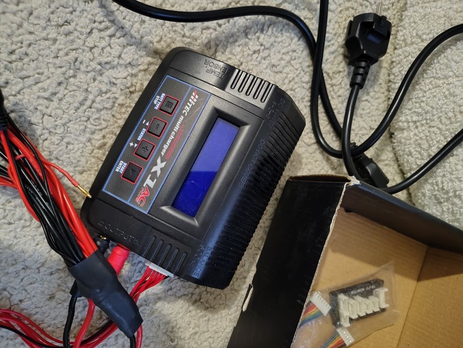 Ładowarka modelarska HITEC  X1 multi charger AC PLUS