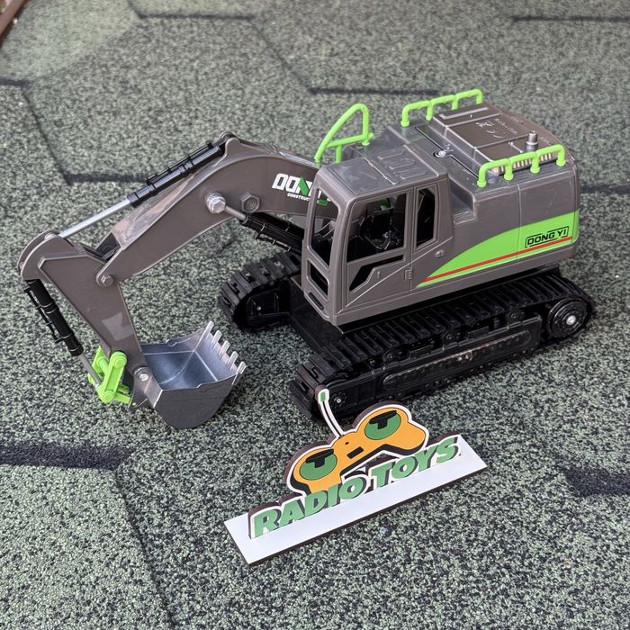 Екскаватор на радіокеруванні “Гірник” | Бульдозер на пульті управління