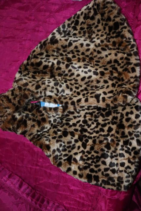 Леопардовая  Меховая накидка болеро  на девочку