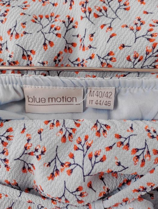 Rozkloszowana błękitna spódnica w kwiatki rozmiar 40/42 Blue motion 
D