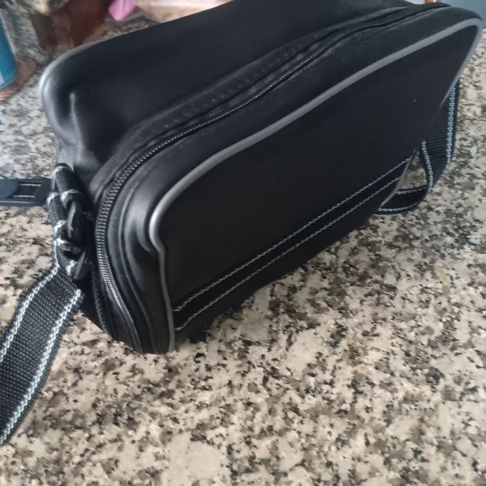 Vendo bolsa para homem