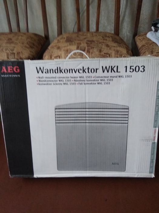 Конвектор Настінний Електричний AEG 1.0 кВт модель WKL 1003 S