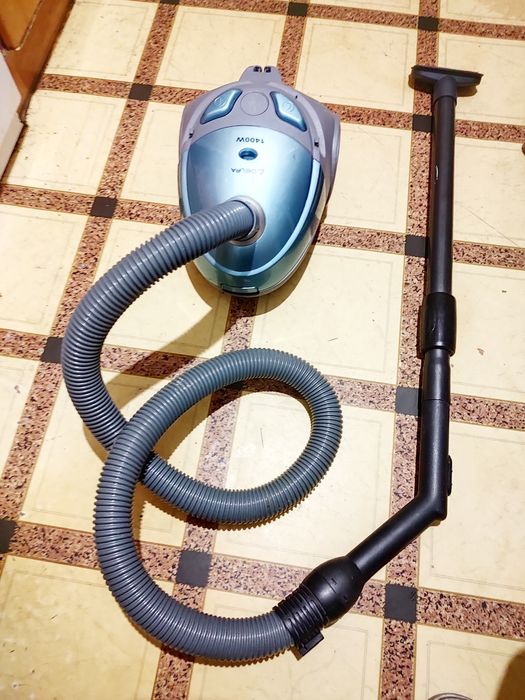 Пылесос Delfa DJC-607. 1400w