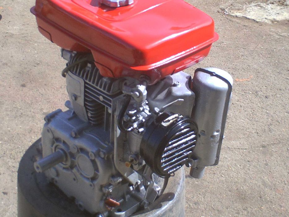 motor KUBOTA KS 300 a gasolina