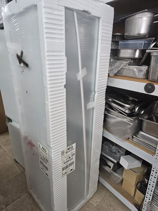 Frigorífico combinado AEG