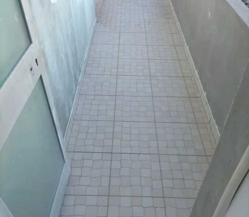 Colocador de cerâmica