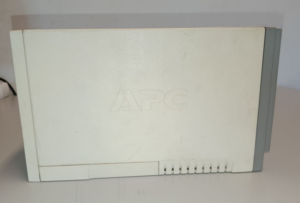 UPS APC - Back-UPS CS 350446705192047759365