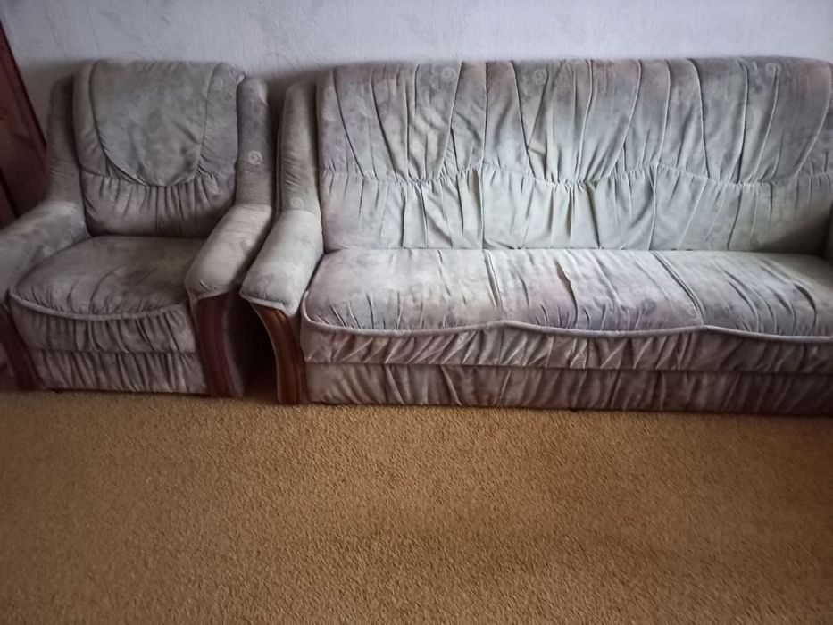 Диван и два кресла