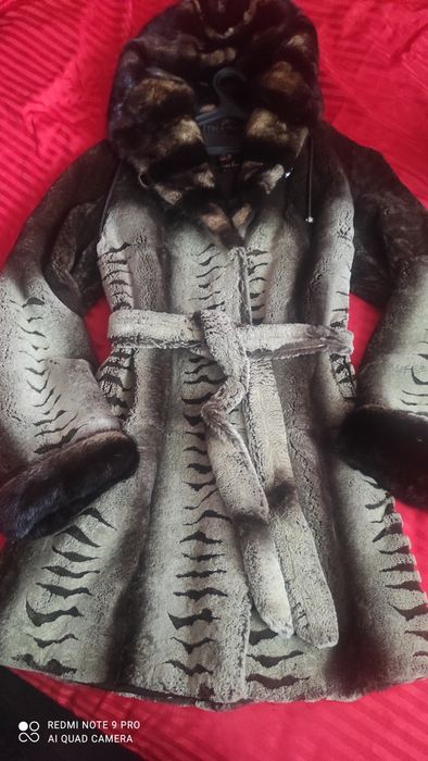 Шуба жіноча,натуральна