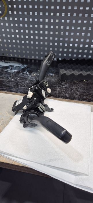 Підрульовий перемикач