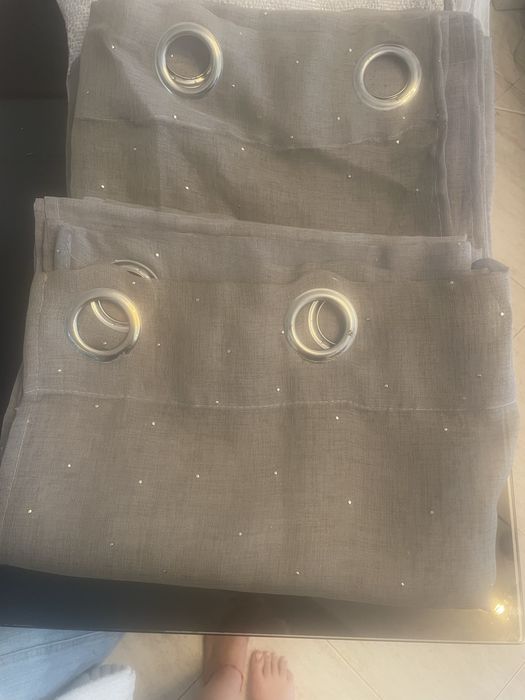2 conjuntos de cortinados