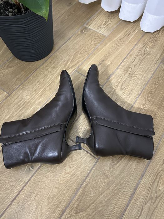 Ботільйони шкіряні Reserved 38