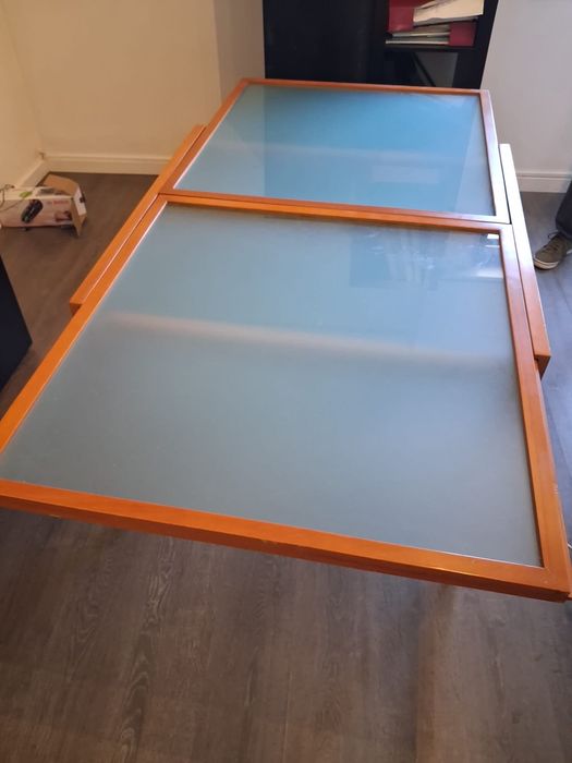 Conjunto de mesa extensivel com cadeiras