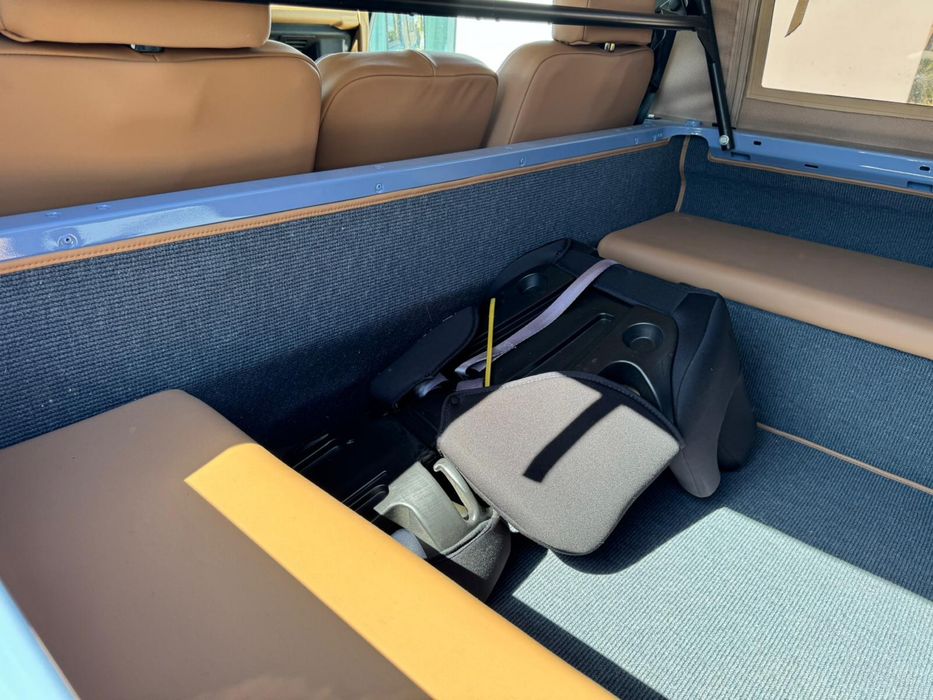 Land Rover Defender  90 softtop