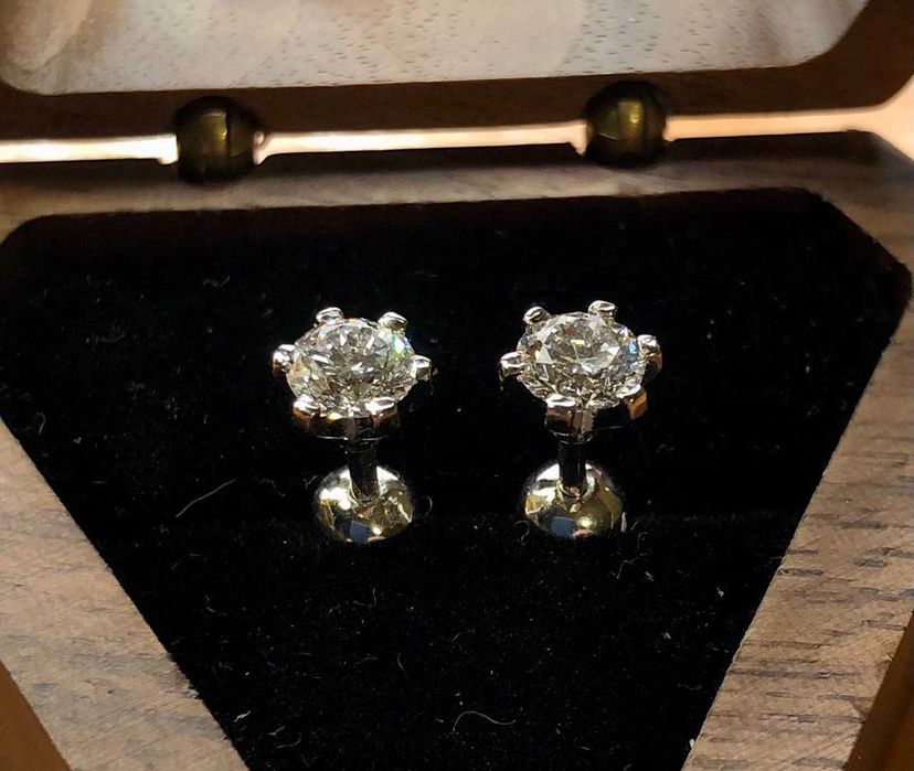 Серьги золото белое бриллианты 1.04 карат сертификат