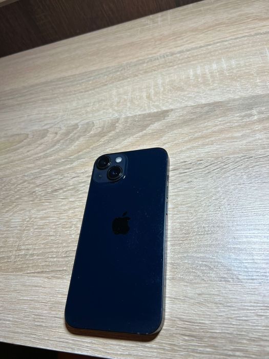 Sprzedam iphone 14+szkło+3x etui