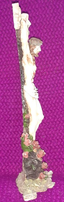 Cristo na Cruz em Marfinite