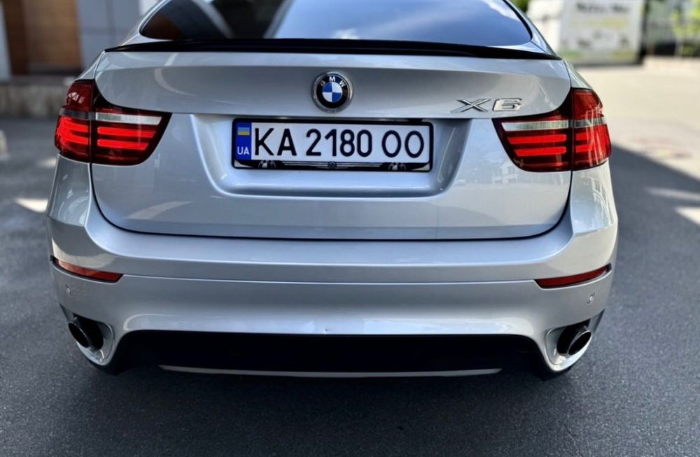Автомобіль bmw x6 2012