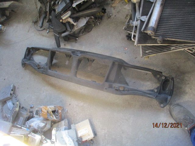 Frente em fibra ou chapa VOLVO 850 (LS)