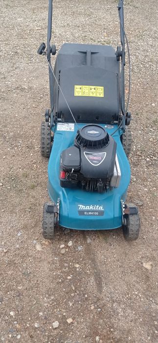 Sprzedam fajną kosiarkę z makita briks