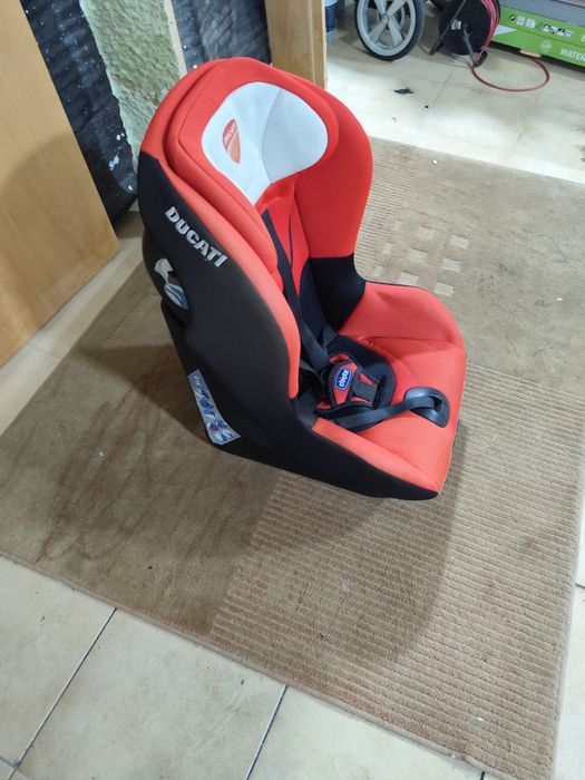 Cadeira carro Chicco Bebé DUCATI
