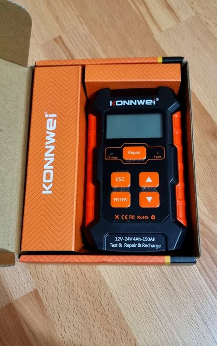 Зарядка+Тестер-Konnwei KW520 12V-24V