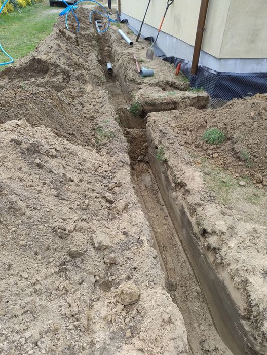 Usługi koparko-ładowarką, minikoparką wywrotką. Drenaże i odwodnienia