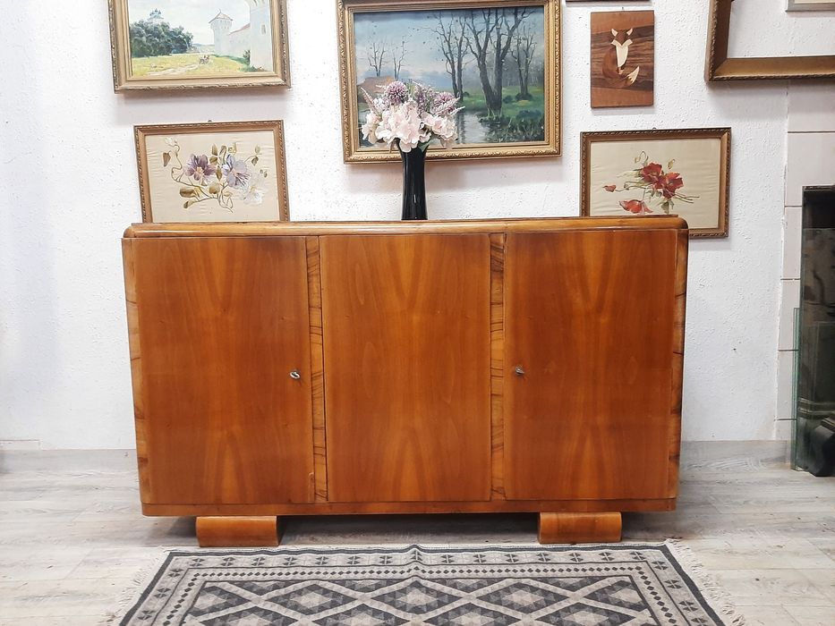 Komoda w stylu art deco