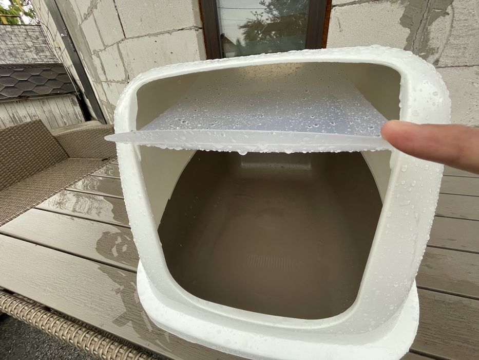Продам закрытый лоток для котов
