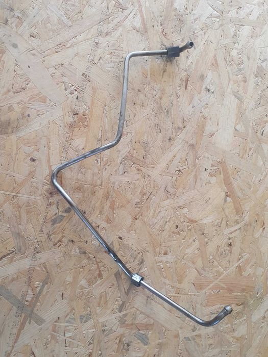 Przewód rurka olejowa turbiny Vw Touran 2.0 tdi 140km BKD sprawna