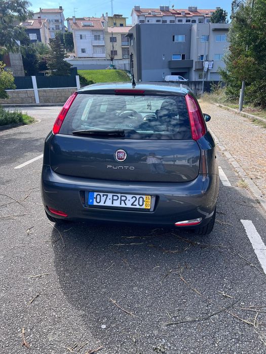Fiat Punto 1.2 com 69cv de 2015 com 99900km