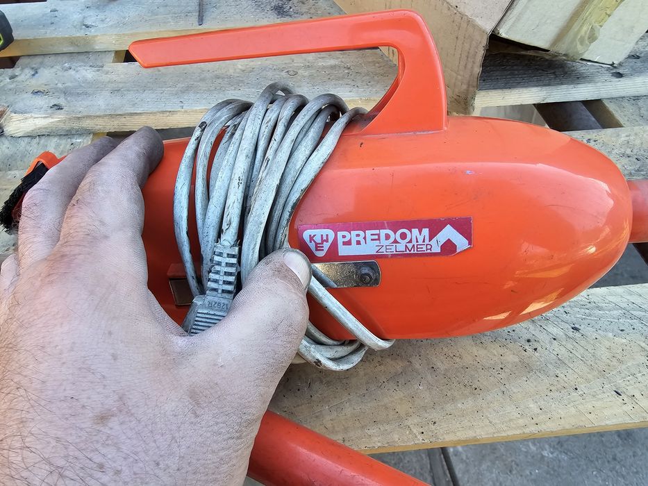 Mały odkurzacz PRL typ 126