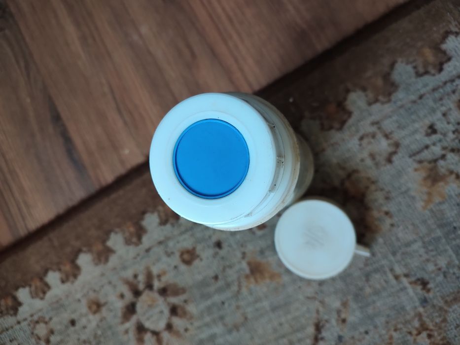 Продам 2 советских тэрмосов со стеклянной колбой